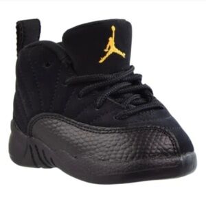 COPY - Product Line
Type Athletic
Upper Material Synthetic
100% Authentic
Impor…